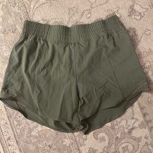 Lulu shorts